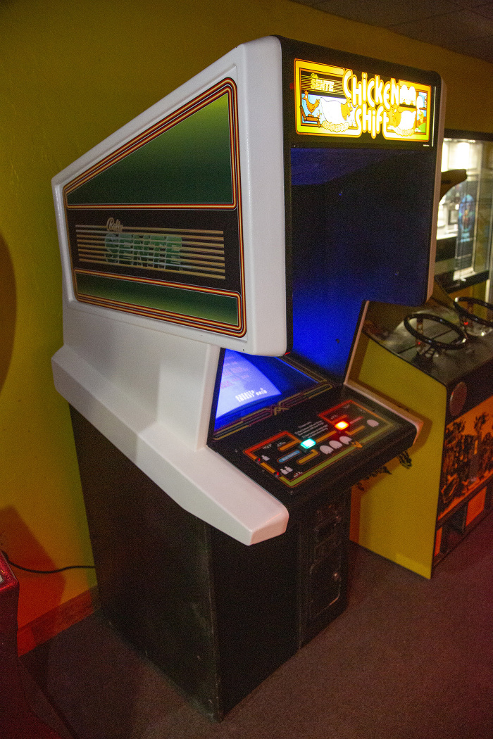 Chicken Shift arcade cabinet