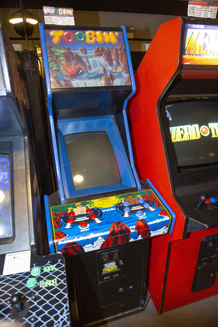 Toobin' arcade cabinet
