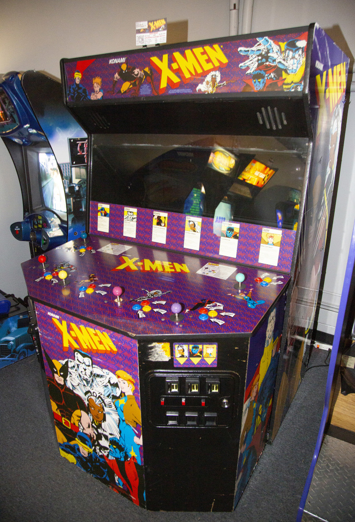 X-Men 6-player arcade cabinet