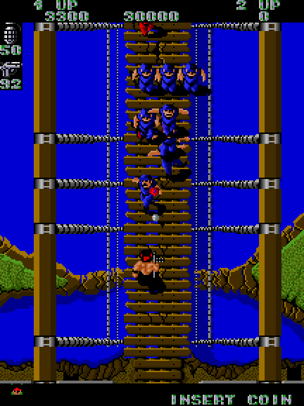 Ikari Warriors Arcade Screenshot: This bridge is narrow and well guarded!