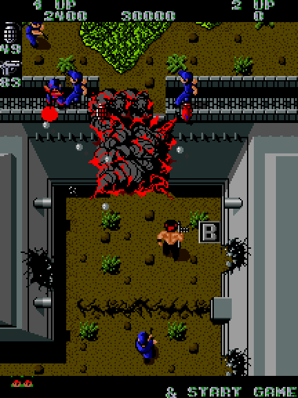 Ikari Warriors Arcade Screenshot: Blow up this door to proceed...