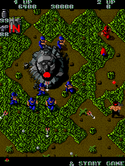 Ikari Warriors Arcade Screenshot: This jungle has many mysterious obstacles...