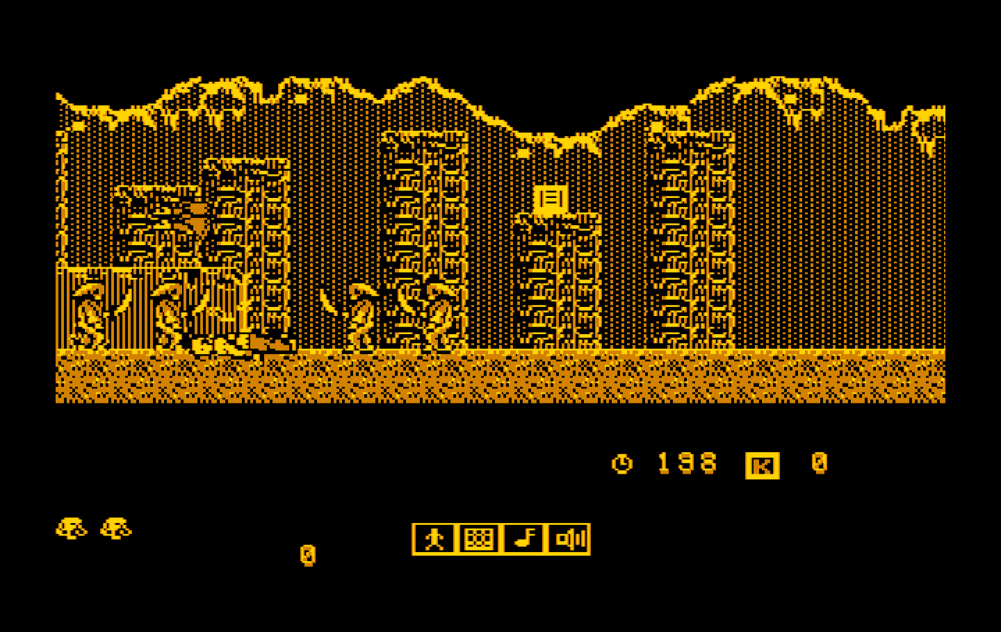 Karnov IBM PC/Compatibles Screenshot: I was caught! A life is lost and I'll need to start again.