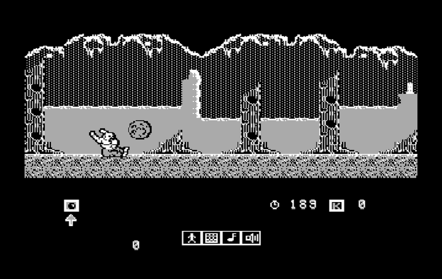 Karnov IBM PC/Compatibles Screenshot: A bouncing boulder got me!