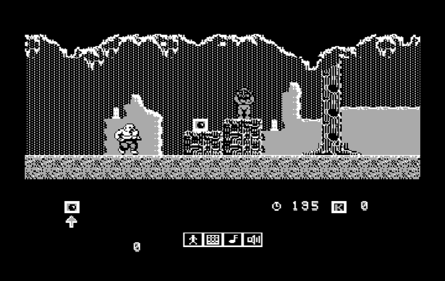 Karnov IBM PC/Compatibles Screenshot: About to enter a cavern...
