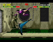 Mortal Kombat II for Amiga - An attack misses!