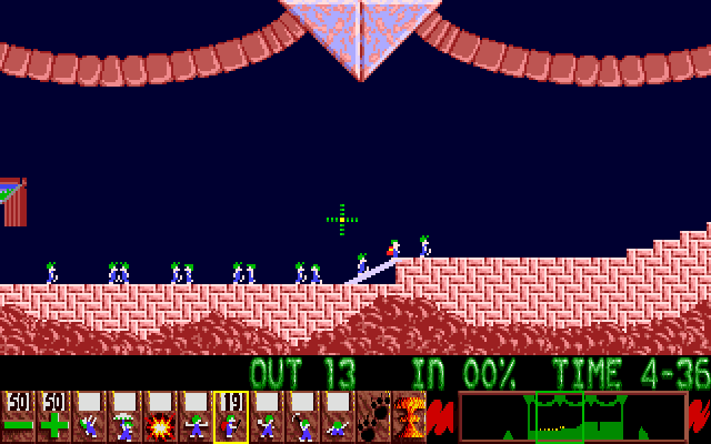 Lemmings Amiga Screenshot: Build bridges to climb over high walls.