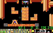 Lemmings for IBM PC/Compatibles - Lemmings die on impact if they fall too far.