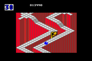 Marble Madness for Apple IIgs - Thos vacuums appear suddenly and can suck you off the path.