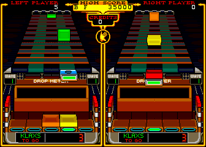 Klax Arcade Screenshot: Start of a two player game.