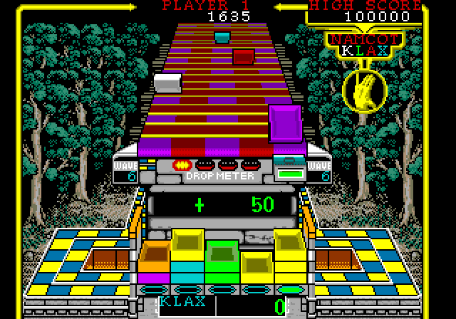 Klax Sega Genesis / Mega Drive Screenshot: Success! The tiles flash different colors...