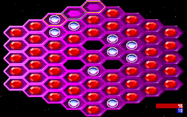 Hexxagon IBM PC/Compatibles Screenshot: The board is almost full...