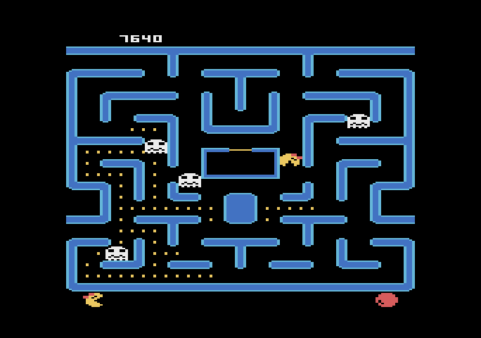 Ms. Pac-Man Atari 5200 Screenshot: When the ghosts flash white they are about to change back to normal.