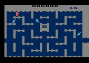 Night Stalker for Atari 2600 - Trying to trap some opponents in the corner...