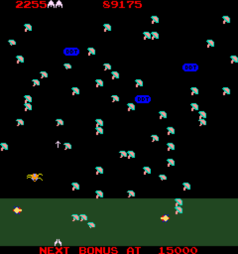 Millipede Arcade Screenshot: Watch out for the last few millipede segments when they reach the bottom of the screen.