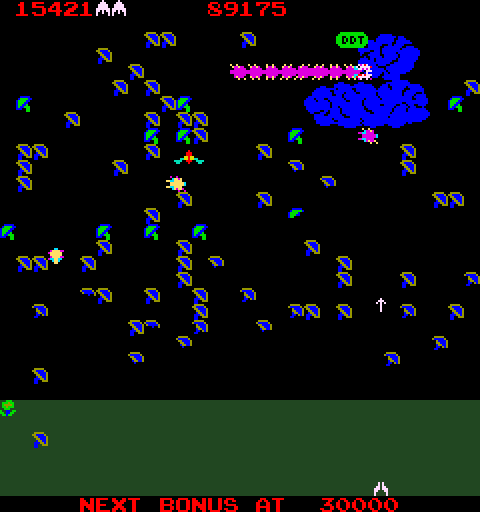 Millipede Arcade Screenshot: Next bonus at 30,000 points!