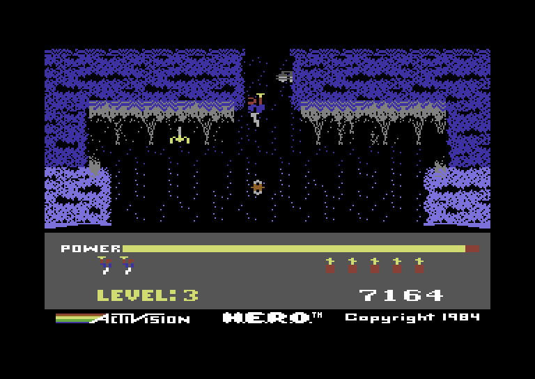 H.E.R.O. Commodore 64 Screenshot: Avoid the cave creatures when flying.