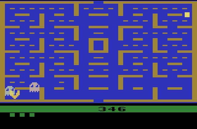 Pac-Man Atari 2600 Screenshot: Oh no, a ghost got me!