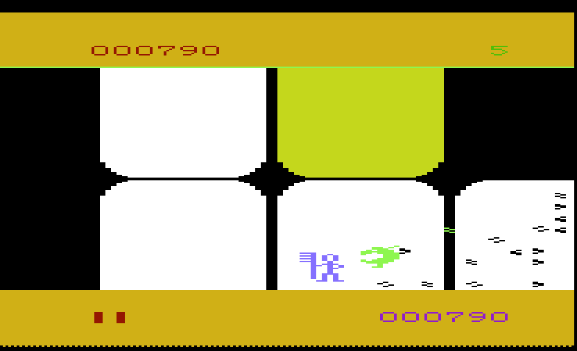 Tooth Invaders Commodore VIC-20 Screenshot: Careful, don't get caught by the green thing!