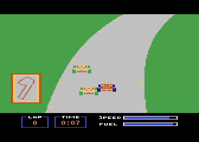 Pitstop Atari 8-bit Screenshot: Sharp turn!