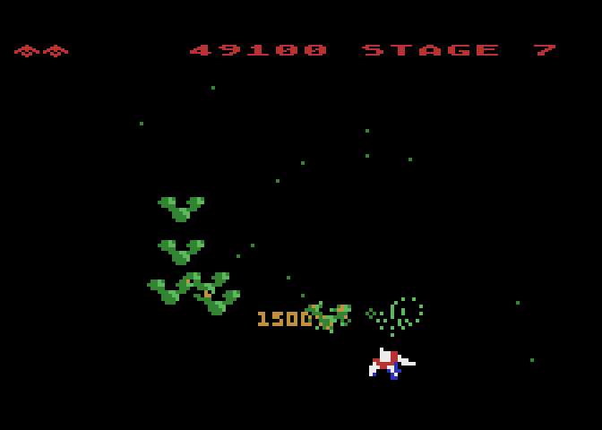 Gyruss Atari 8-bit Screenshot: Earn bonus points on the chance stages.