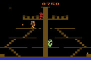 Popeye for Atari 2600 - Don't get hit by objects thrown at you!