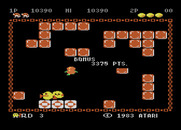 Pengo for Atari 8-bit - Bonus points for lining up all three diamond blocks.