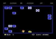 Pengo for Atari 5200 - Only one sno-bee left, and it's stunned by the wall...