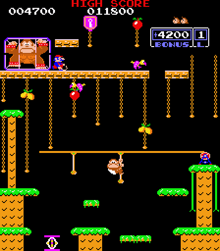 Donkey Kong Junior Arcade Screenshot: Hold on to this moving rope to clear large gaps!