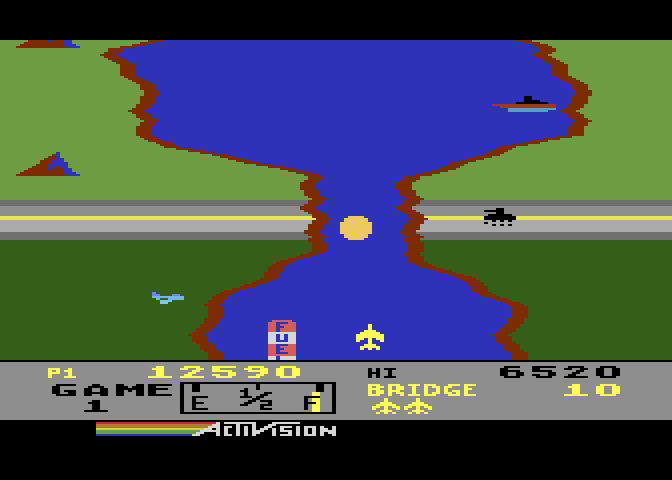 River Raid Atari 5200 Screenshot: Tanks guard the bridges on later levels.