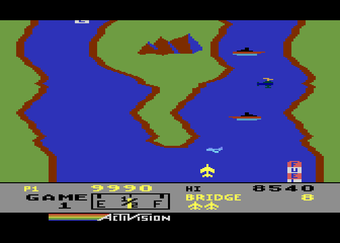 River Raid Atari 8-bit Screenshot: The river sometimes splits into two parts.