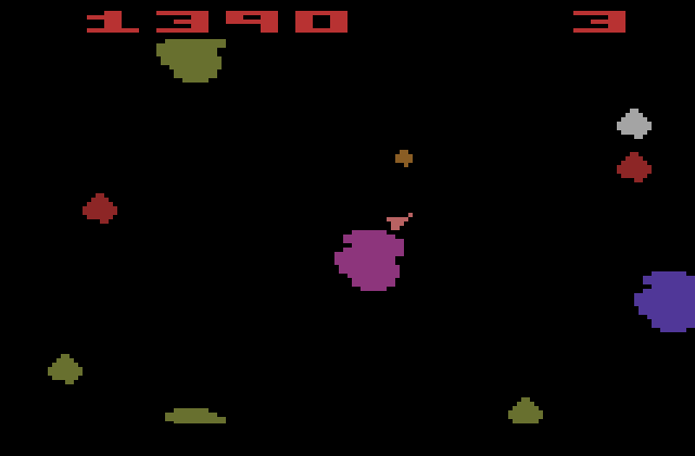Asteroids Atari 2600 Screenshot: Watch out, an asteroid approaches!