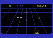 Beamrider for Atari 5200 - That's an extra life on the right beam; collect it, but don't shoot it!