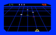 Beamrider for Intellivision - The debris (on the middle beam) can't be destroyed by laser lariats...