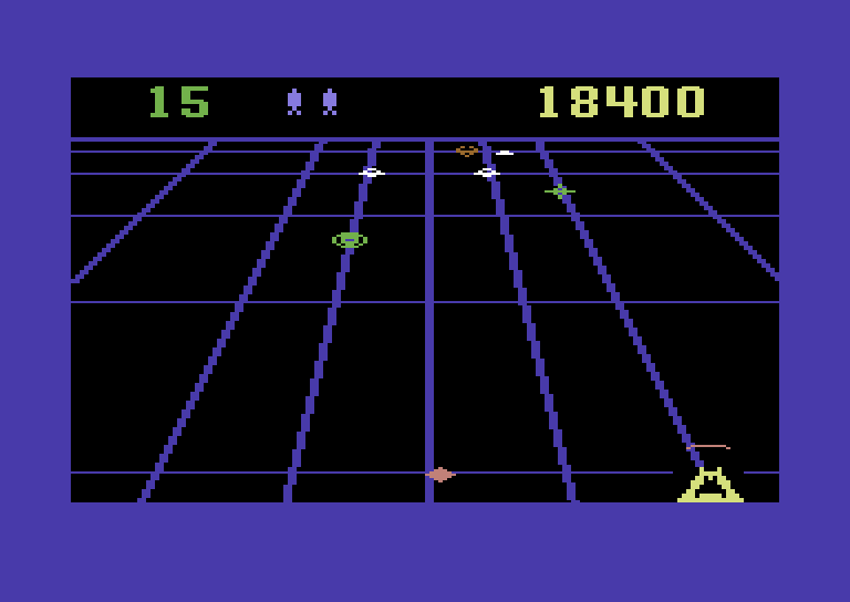 Beamrider Commodore 64 Screenshot: Be careful of the zig bombs when they appear...