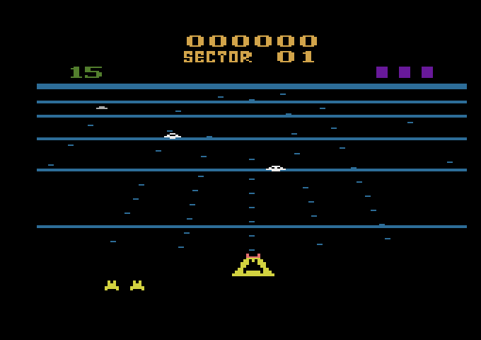 Beamrider Atari 2600 Screenshot: Game start; here come some saucers...