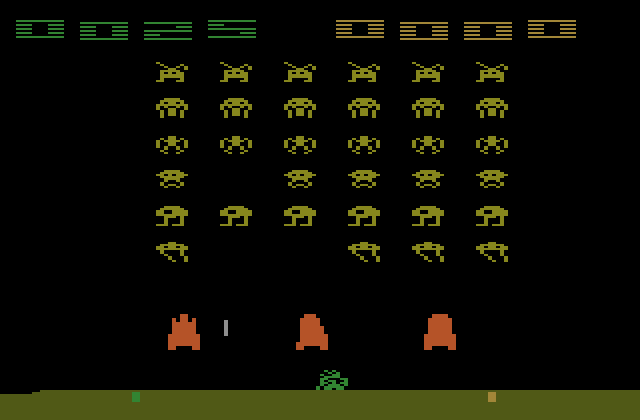 Space Invaders Atari 2600 Screenshot: I'm hit!