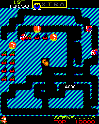 Mr. Do! Arcade Screenshot: Collecting cherries...