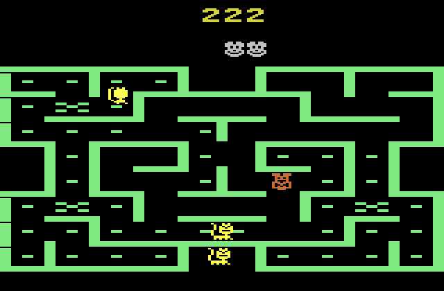 Mouse Trap Atari 2600 Screenshot: Some of the maze walls move; they also flicker in the Atari version and aren't always visible.