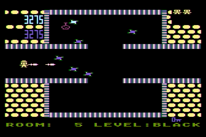 Shamus Atari 8-bit Screenshot: Blasting some opponents...