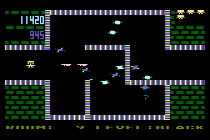 Shamus Atari 8-bit Screenshot: There are many different layouts for the screens.