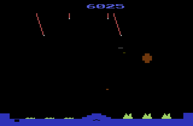 Missile Command Atari 2600 Screenshot: Those small blocks are smart missiles and can be difficult to destroy...