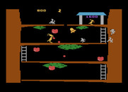 Kangaroo for Atari 5200 - Be sure to dodge the apples that are thrown at you!