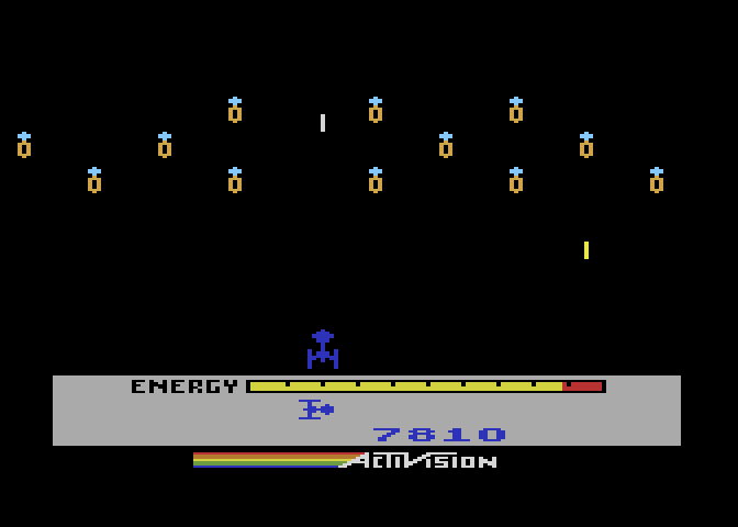 MegaMania Atari 5200 Screenshot: Here comes a wave of diamond rings.