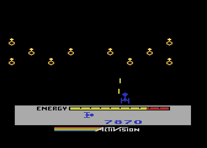 MegaMania Atari 5200 Screenshot: Be careful, don't get shot!