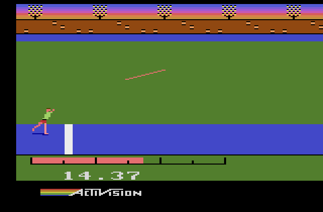 Activision Decathlon, The Atari 2600 Screenshot: Throwing the javelin...