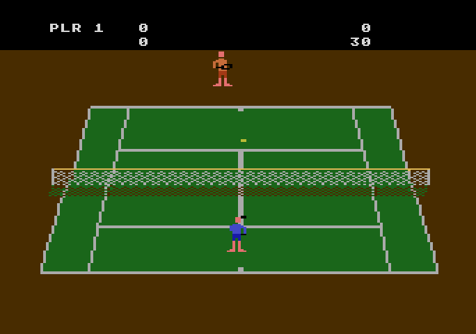 RealSports Tennis Atari 5200 Screenshot: Here comes an easy hit to return...
