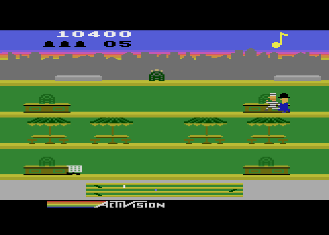 Keystone Kapers Atari 5200 Screenshot: Caught Harry! On to the next level...