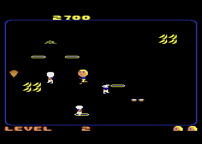 Food Fight Atari 7800 Screenshot: Avoid the chefs, or throw food at them.