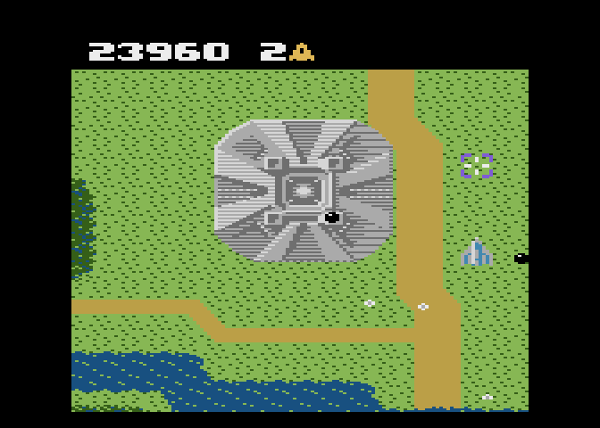 Xevious Atari 7800 Screenshot: A very large end of area boss...